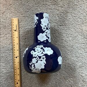 Avon Blue and White Floral Accent Vase